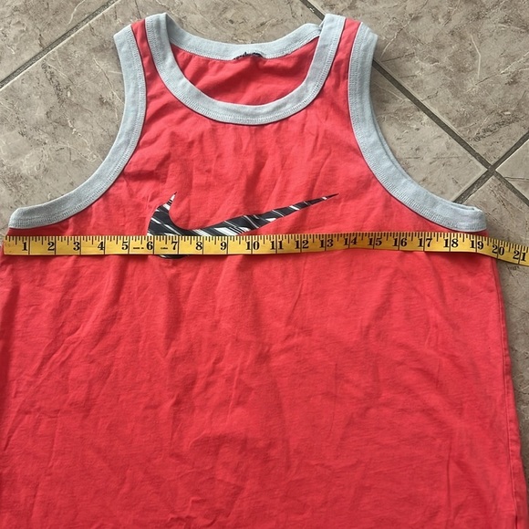 Nike Peach and Gray Athletic Tank Size L - Picture 3 of 4